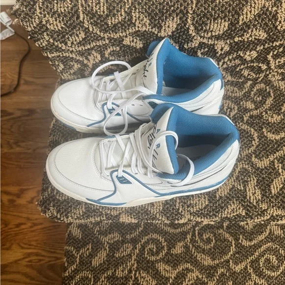 Nike Air Flight White and Teal Sneakers - Picture 2 of 3